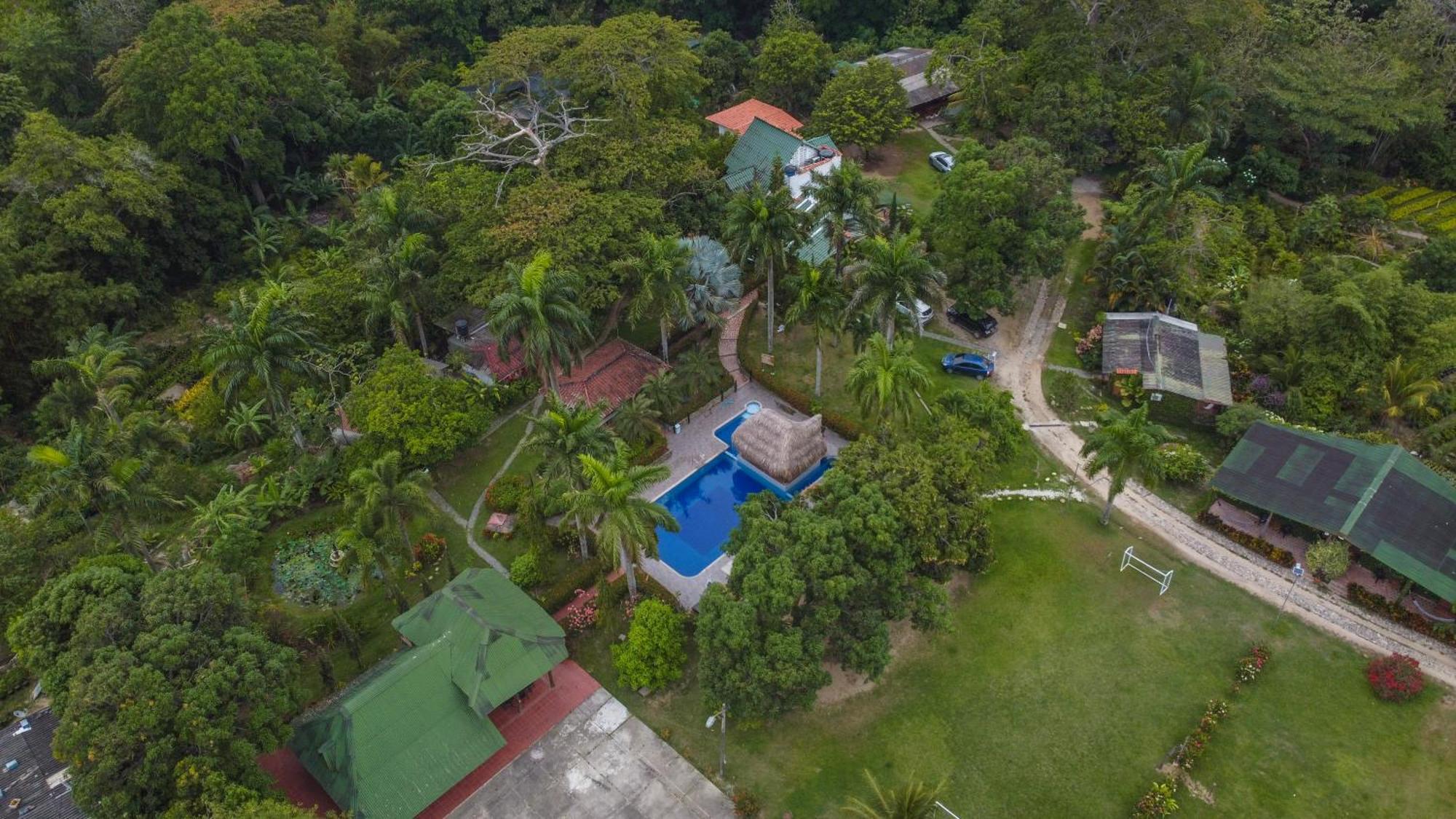 Portales Del Tayrona Garden Hotel Калабасо Экстерьер фото