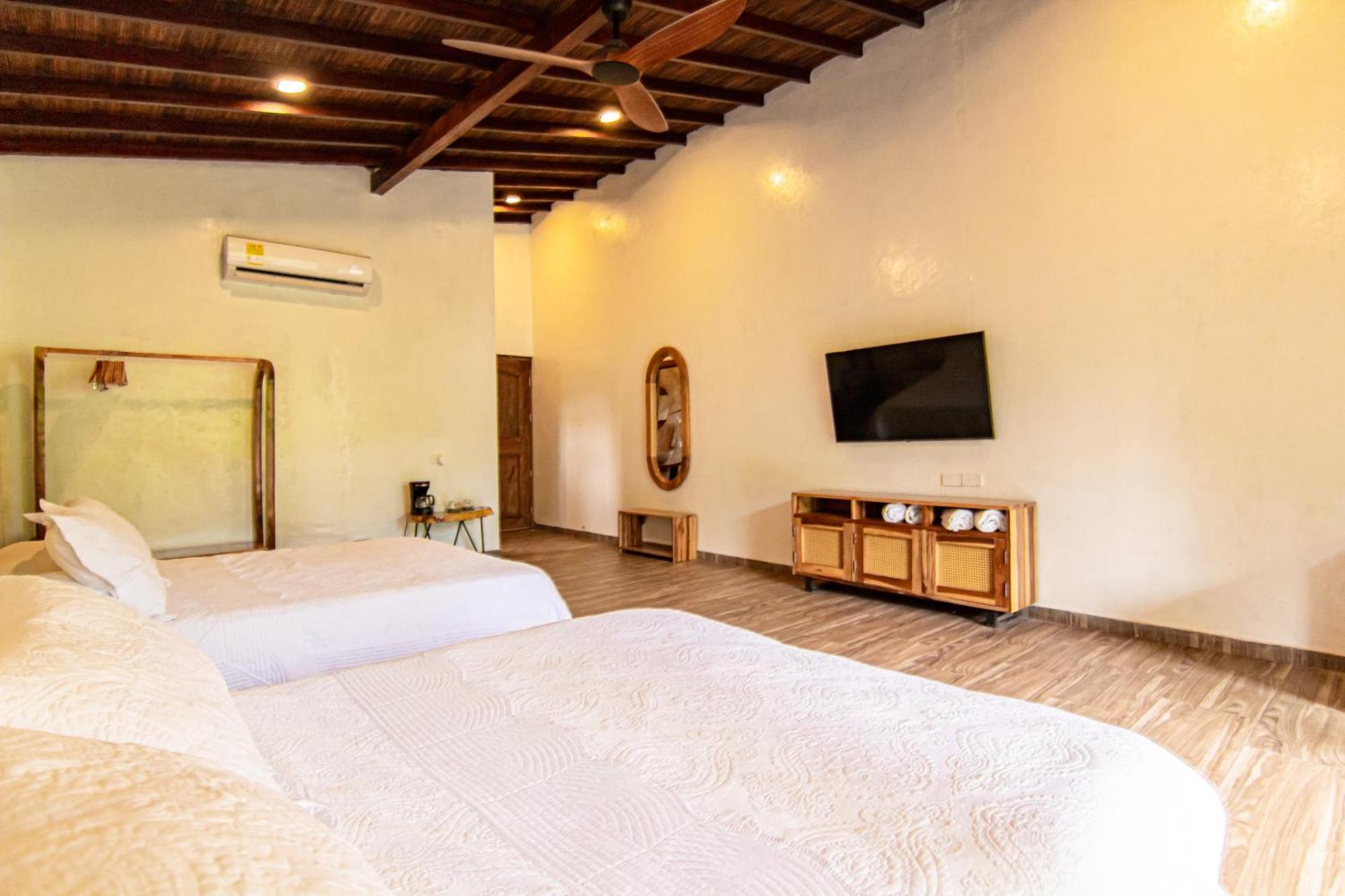 Portales Del Tayrona Garden Hotel Калабасо Экстерьер фото